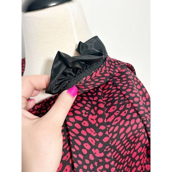 Banana Republic Womens Animal Print Blouse Top Puff Sleeve Red‎ Black Medium - Picture 6 of 12